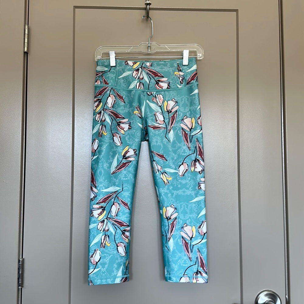 CALIA crop floral yoga pants